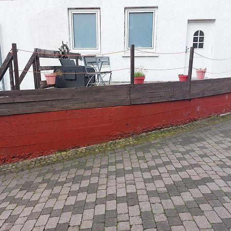 Willkommen In Dem Luftkurort Und Kaesestadt Nieheim Rennstrecke 4Km Entfernt Fewo1 Dış mekan fotoğraf