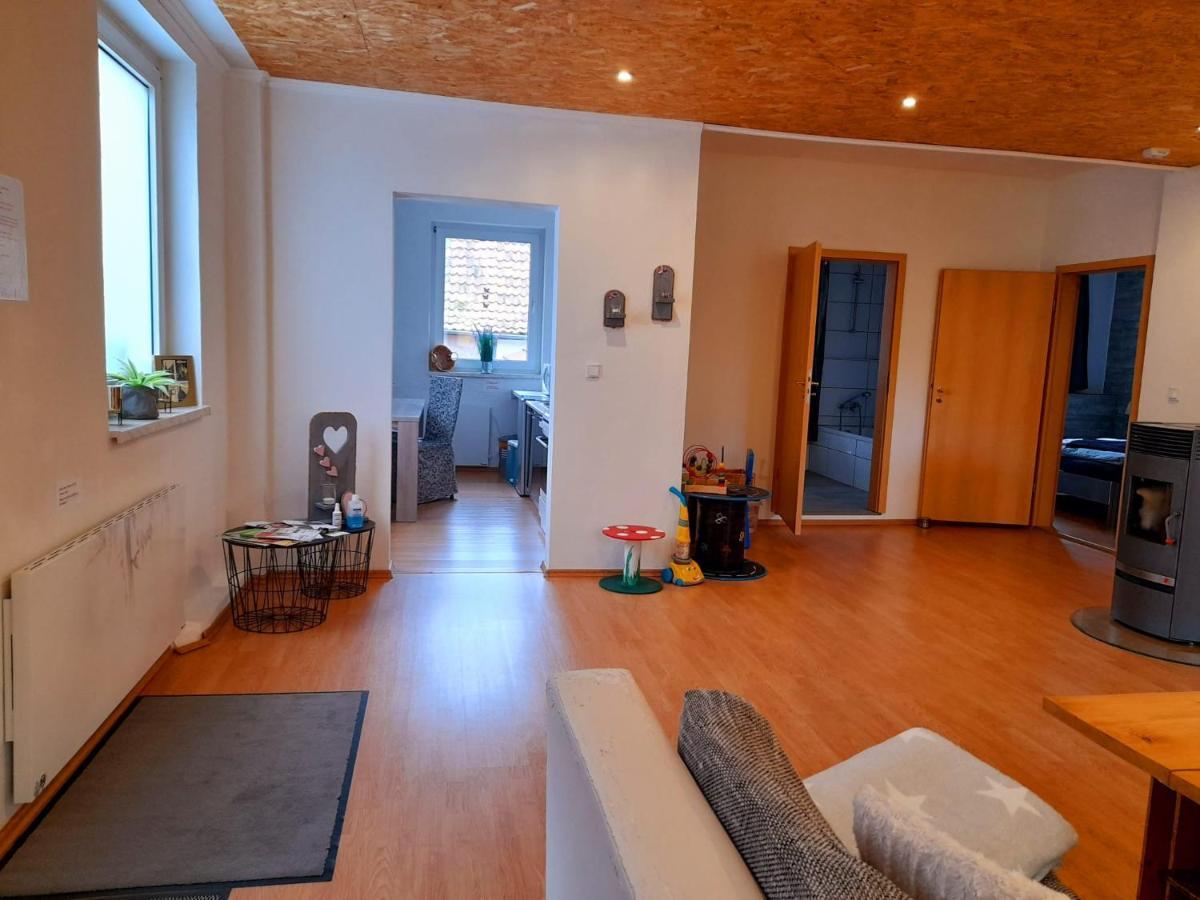Willkommen In Dem Luftkurort Und Kaesestadt Nieheim Rennstrecke 4Km Entfernt Fewo1 Dış mekan fotoğraf